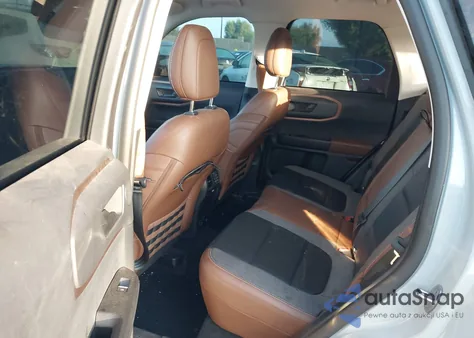 2022 Ford Bronco Sport Outer Banks z USA, uszkodzony, nr VIN 3FMCR9C64NRE14585